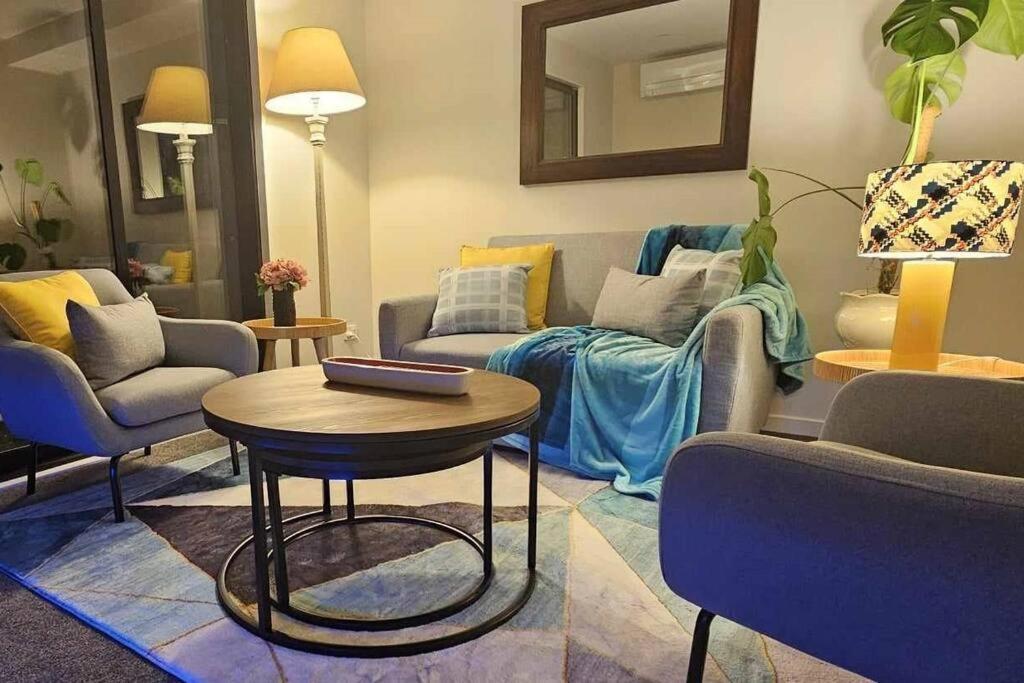 2-Bedroom Ensuite, Close To City, Comfortable, Accessible With Own Parking كريستتشيرش المظهر الخارجي الصورة
